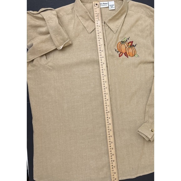 Country Store Women's Tan Button Up Shirt Embroidered Pumpkins Fall Size 2X - Picture 9 of 15
